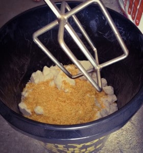 How to Quickly make Homemade Laundry Detergent!